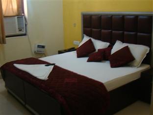 Hotel Ganga International New Delhi Buitenkant foto